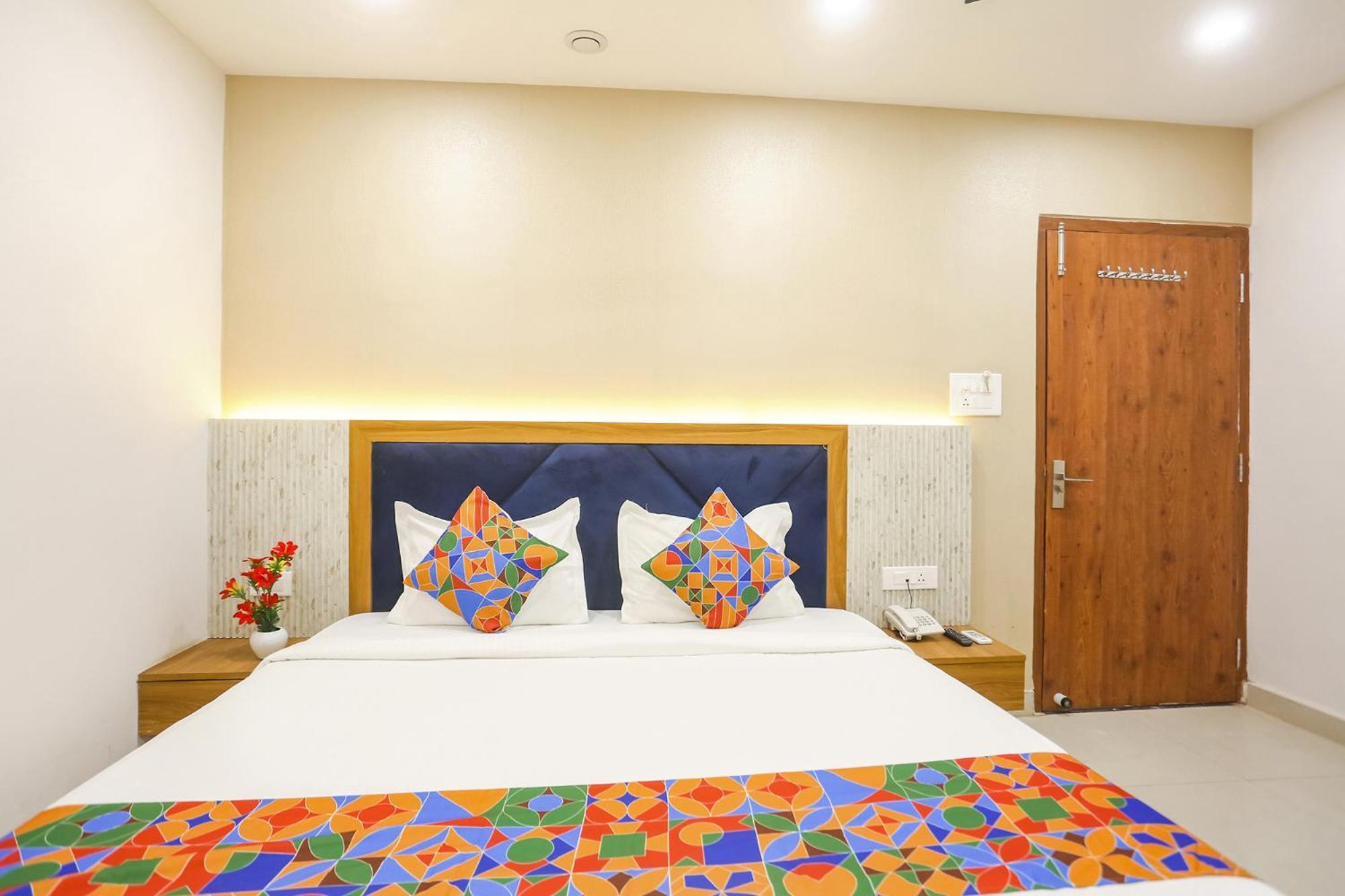 Fabhotel Hari Kunj Varanasi