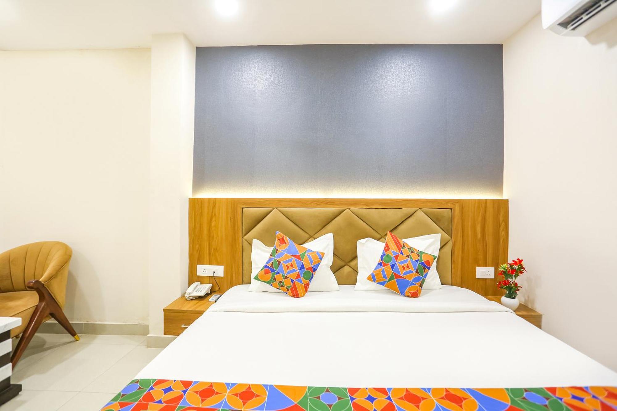 Fabhotel Hari Kunj Hotel