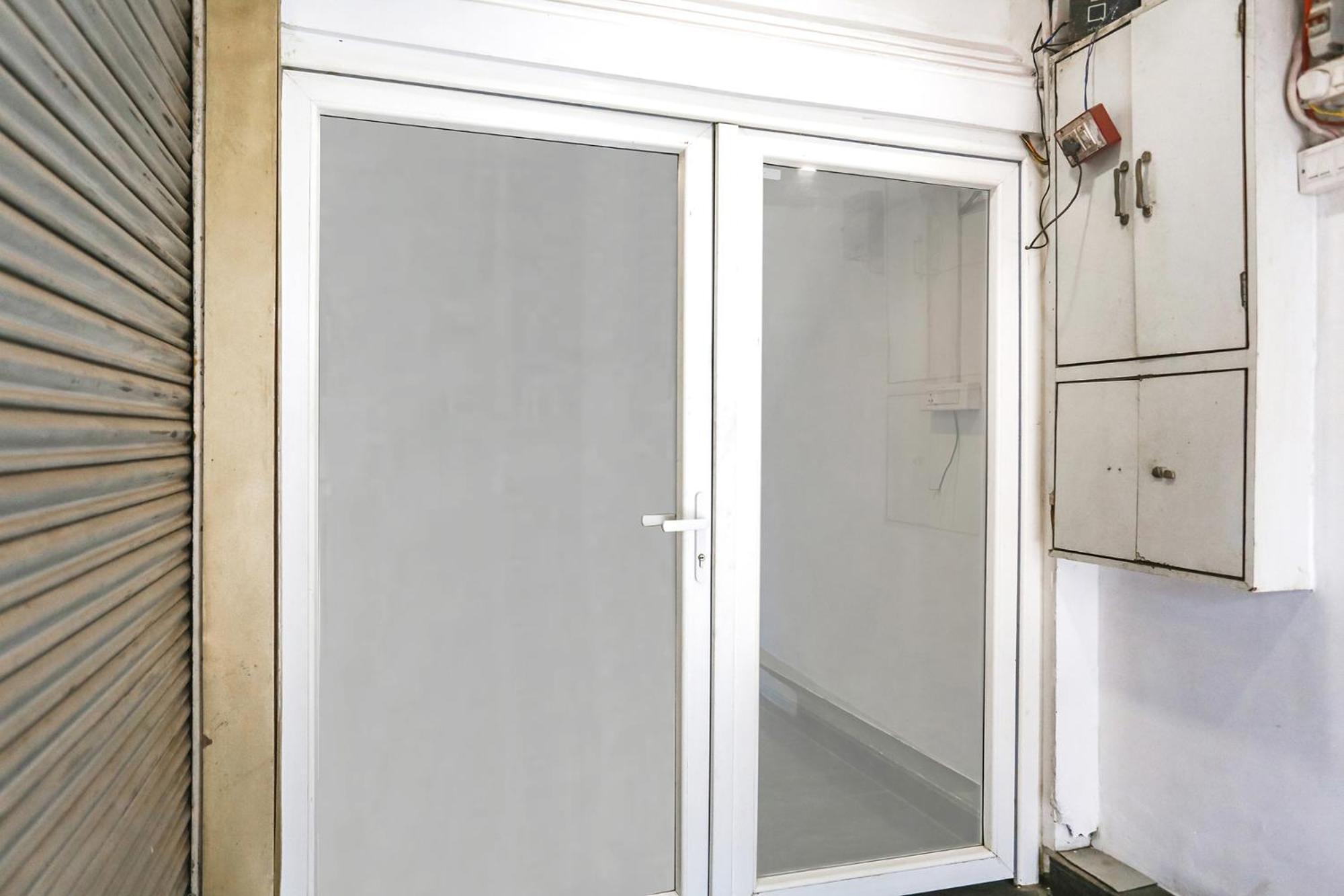 Hotel Fabhotel Hari Kunj 3*